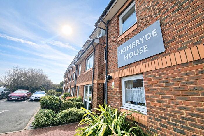 1 Bedroom Flat For Sale In High Street, Lee-On-The-Solent, PO13