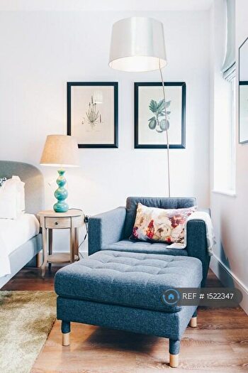 1 Bedroom Flat To Rent In South Street, Chichester, PO19