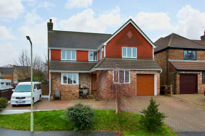 4 Bedroom Detached House For Sale In Beechwood Lane, Heathfield, TN21