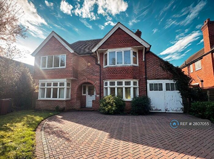 3 Bedroom Detached House To Rent In Shinfield Road, Reading, RG2