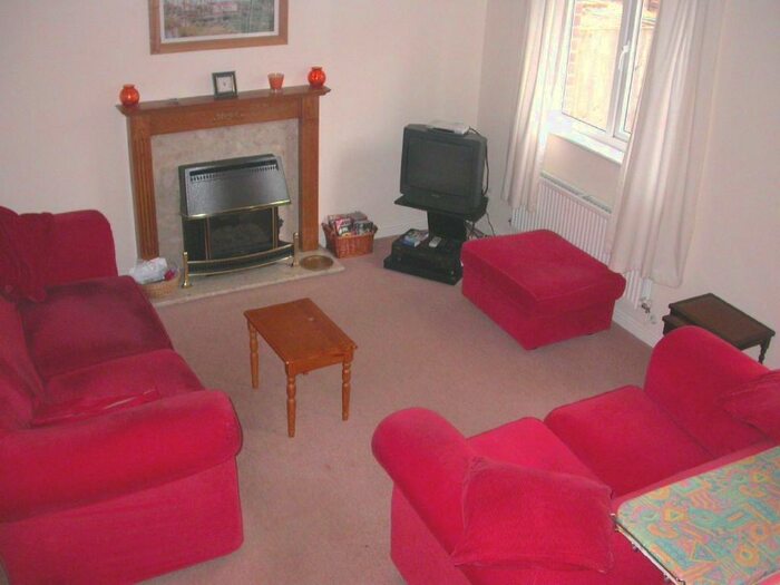 3 Bedroom House To Rent In Llys Y Fran, Church Village, Pontypridd, CF38