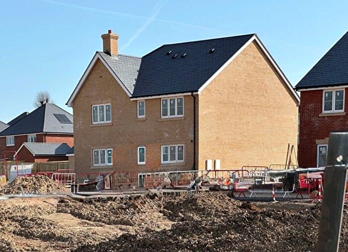 3 Bedroom Detached House For Sale In West Hope Grants Road, Wellesley, Aldershot, Hampshire, GU11