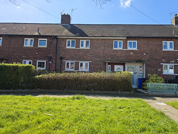 3 Bedroom End Of Terrace House For Sale In Halsall Avenue, Sheffield, South Yorkshire, S9