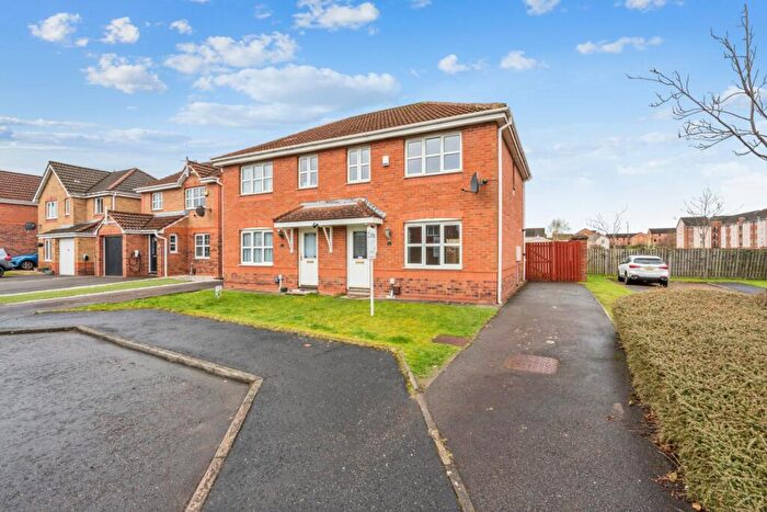 3 Bedroom Semi-detached Villa To Rent In Kersehill Crescent, Falkirk, Stirlingshire, FK2