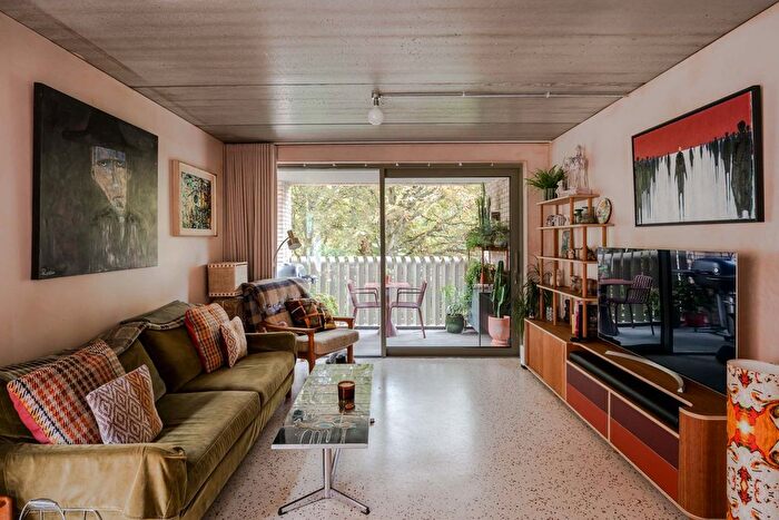 2 Bedroom Flat For Sale In Hide, Hackney Road, Haggerston, E2
