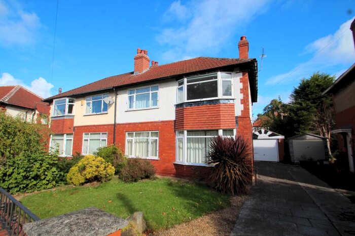 3 Bedroom Semi-Detached House To Rent In Stainburn Drive, Leeds, West Yorkshire, LS17