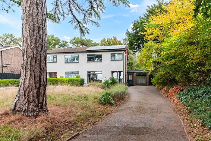 4 Bedroom Semi-Detached House For Sale In Doods Park Road, Reigate, RH2