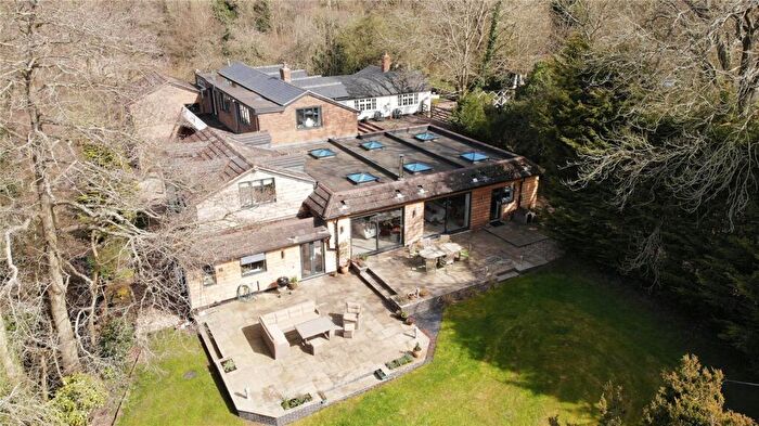 6 Bedroom Detached House For Sale In Yarningale Lane, Yarningale Common, Warwick, Warwickshire, CV35