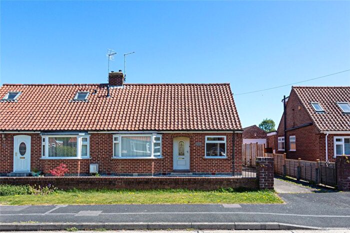 2 Bedroom Bungalow For Sale In Linden Close, Huntington, York, North Yorkshire, YO32