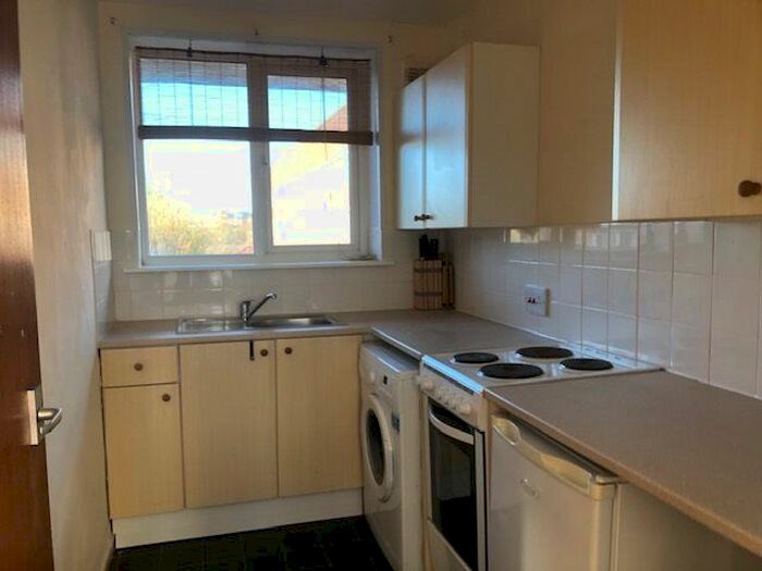 1 Bedroom Flat To Rent In Minster Court, Orphan Street, Liverpool, L7