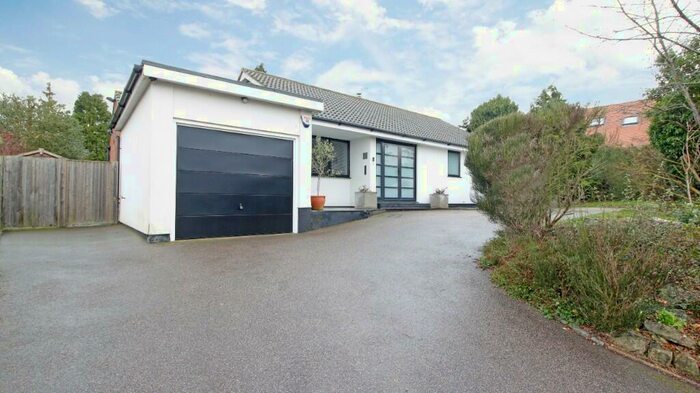 4 Bedroom Detached Bungalow For Sale In Red Hill, ME18