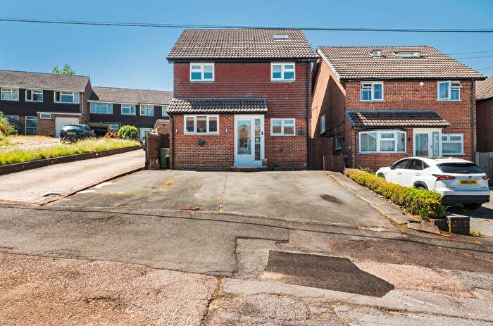 4 Bedroom Detached House For Sale In Mount Pleasant, Biggin Hill, Westerham, TN16
