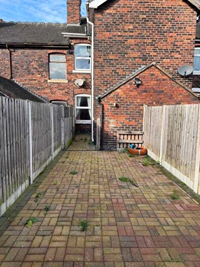 2 Bedroom Detached House To Rent In Berdmore Street, Stoke-On-Trent, Staffordshire, ST4