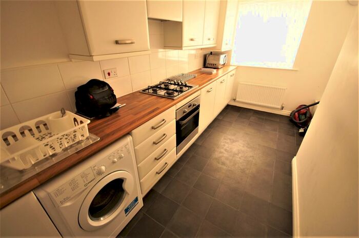 4 Bedroom Semi-Detached House To Rent In Signals Drive, Coventry CV3