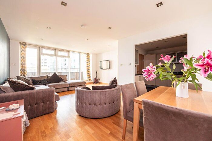 2 Bedroom Flat For Sale In / Western Harbour Drive, Edinburgh, EH6