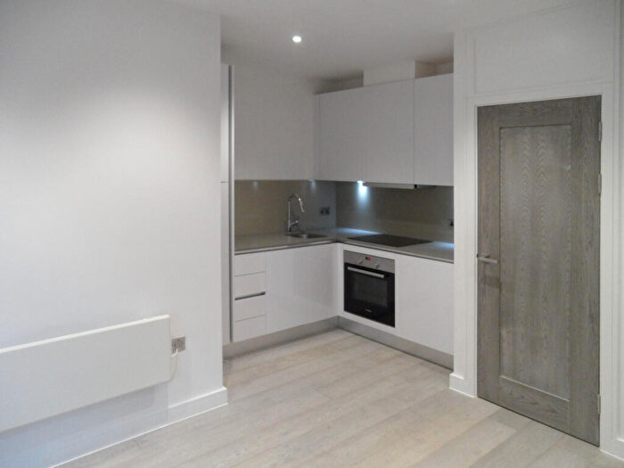 1 Bedroom Terraced House To Rent In The Coppice, The Grove, Slough, SL1