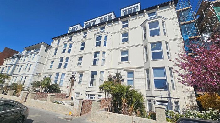 2 Bedroom Flat To Rent In Clarence Parade, Southsea, PO5