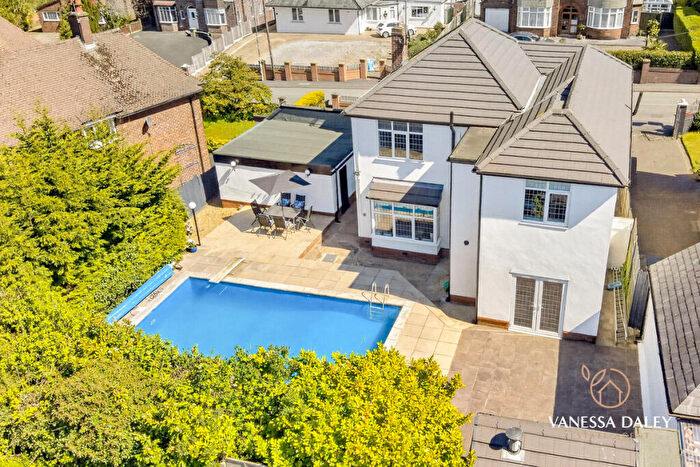 5 Bedroom Detached House For Sale In Lea Road, Preston, PR2