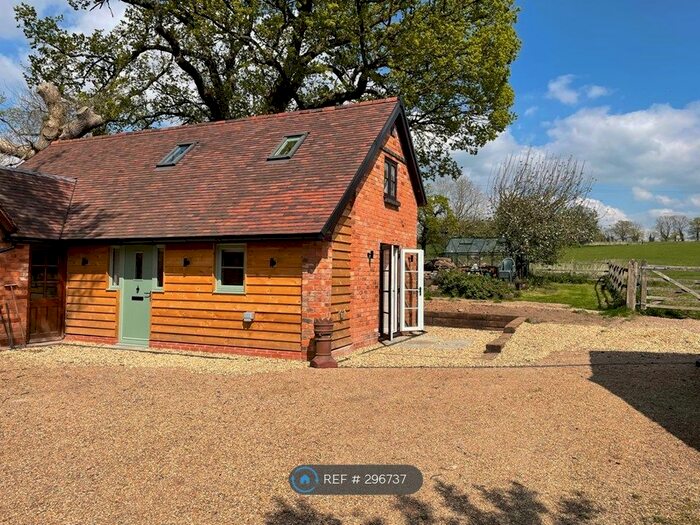 2 Bedroom Semi-Detached House To Rent In Henley Road, Ullenhall, B95