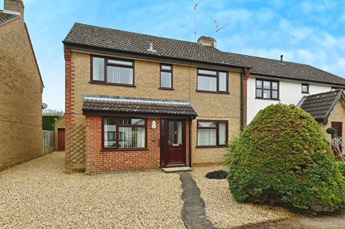 4 Bedroom Semi-Detached House For Sale In Oxborough Drive, South Wootton, King's Lynn, PE30