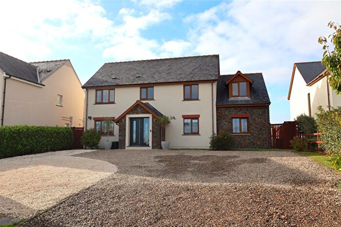 4 Bedroom Detached House For Sale In Crundale, Haverfordwest, SA62