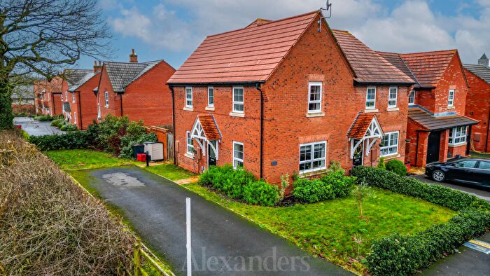 3 Bedroom House For Sale In Davies Close, Hugglescote, LE67