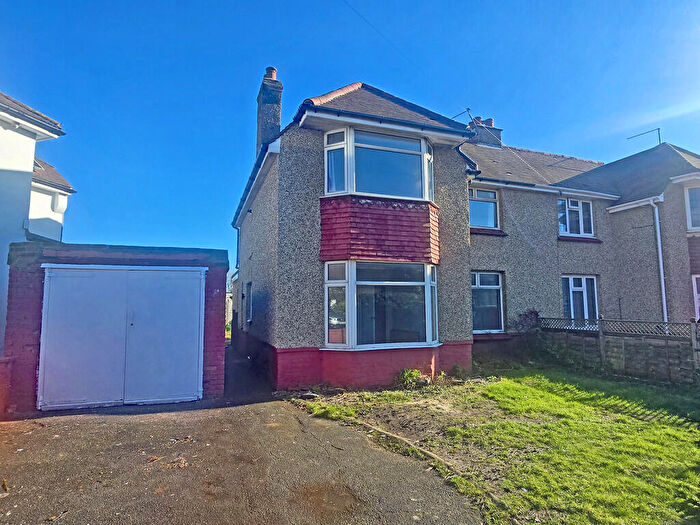 4 Bedroom Semi Detached House To Rent In The Gardens, Southwick, BN42