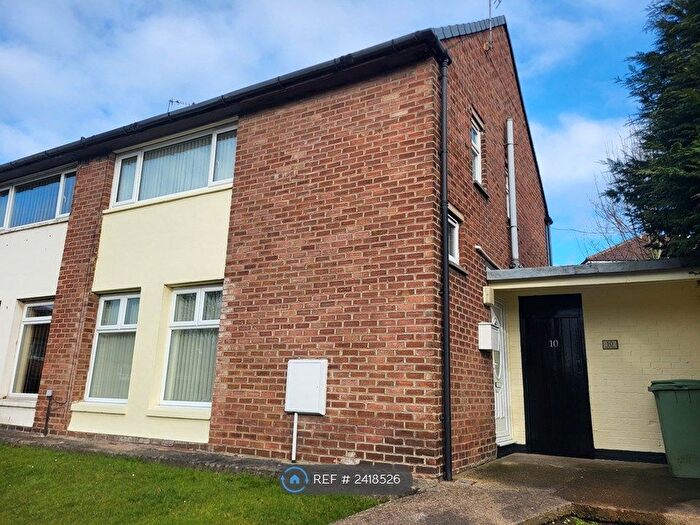 3 Bedroom Semi-Detached House To Rent In Dunn Road, Peterlee, SR8