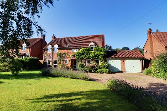 4 Bedroom Detached House For Sale In Haytons Lane, Appleby, Lincolnshire, DN15