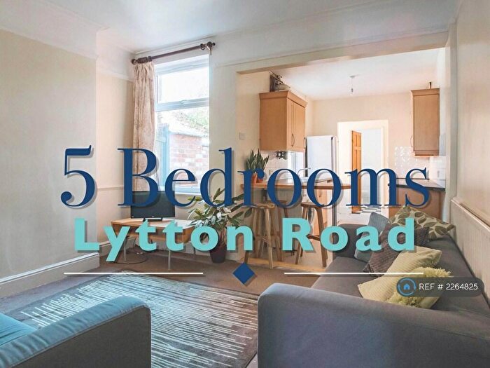 5 Bedroom Terraced House To Rent In Lytton Road, Leicester, LE2