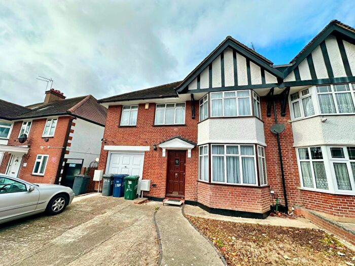 4 Bedroom Semi Detached House To Rent In Manor Park Gardens, Edgware, HA8
