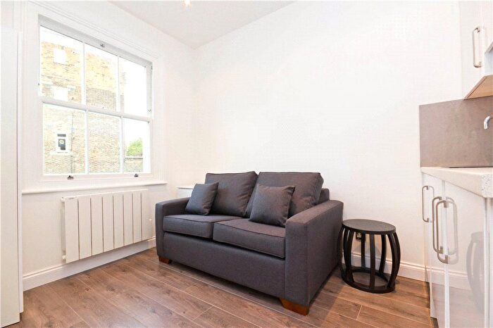 Studio For Sale In Earls Court Road, London, W8