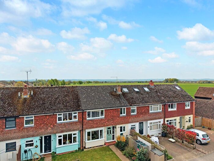 3 Bedroom Terraced House For Sale In Laggots Close, Hinton Waldrist, SN7