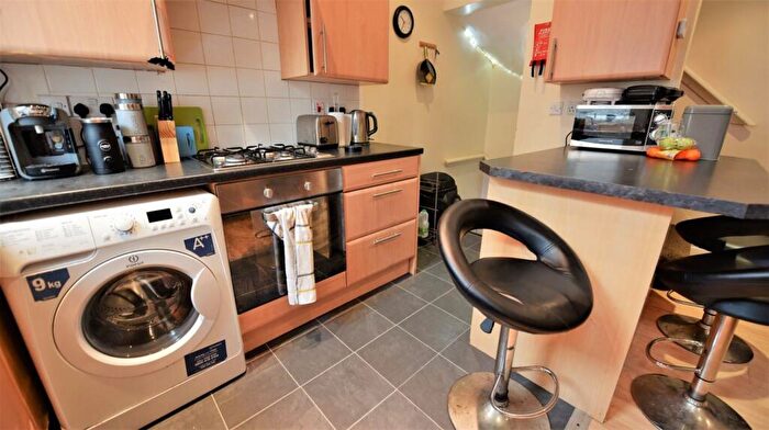 3 Bedroom House To Rent In Harold Place, LS6