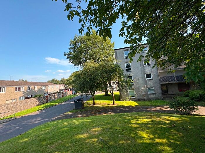 2 Bedroom Flat To Rent In Medlar Road, Abronhill, Cumbernauld, G67