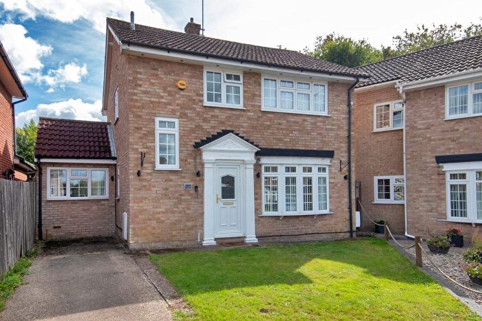 4 Bedroom Country House For Sale In Pound Bank Close, West Kingsdown, Kent, TN15