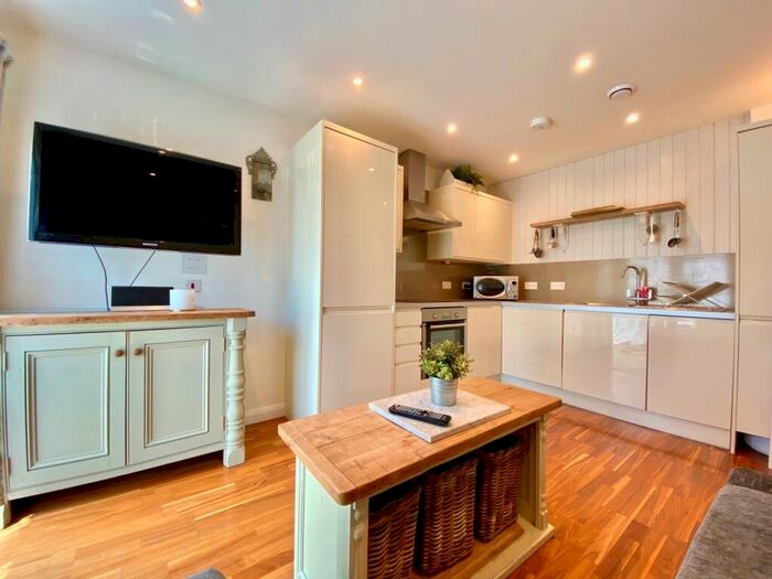 1 Bedroom Flat To Rent In Azalea Drive Swanley, BR8