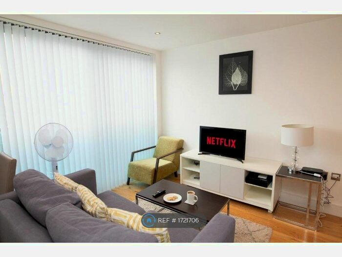 Studio To Rent In Trident House, Hayes, UB3