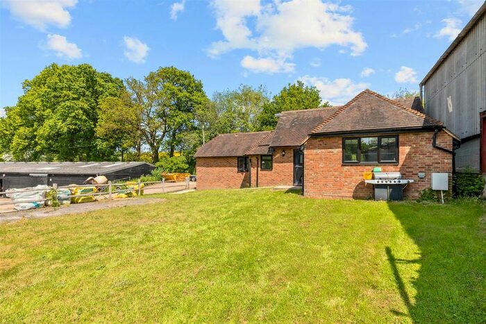 Property For Sale In Parrock Lane, Colemans Hatch, Hartfield, TN7