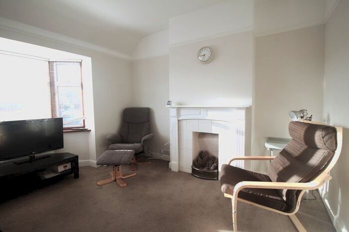 1 Bedroom Maisonette To Rent In Garston Crescent, WD25