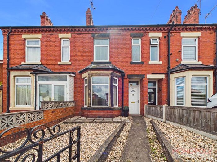 2 Bedroom Terraced House For Sale In Bangor Road, Johnstown, LL14
