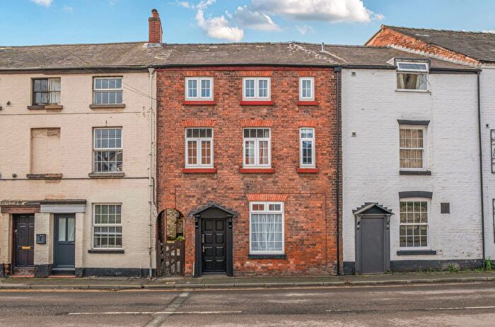 Terraced House For Sale In Commercial Street, Newtown, Powys, SY16