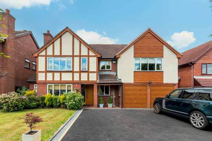 5 Bedroom Detached House To Rent In Becket Close, Sutton Coldfield, B74