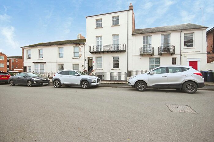2 Bedroom Flat For Sale In Charlotte Street, Leamington Spa, Warwickshire, CV31