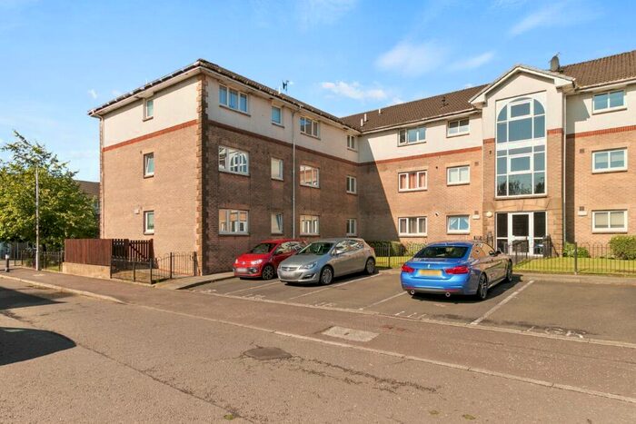 2 Bedroom Flat To Rent In Oakburn Walk, Bonhill, West Dunbartonshire, G83