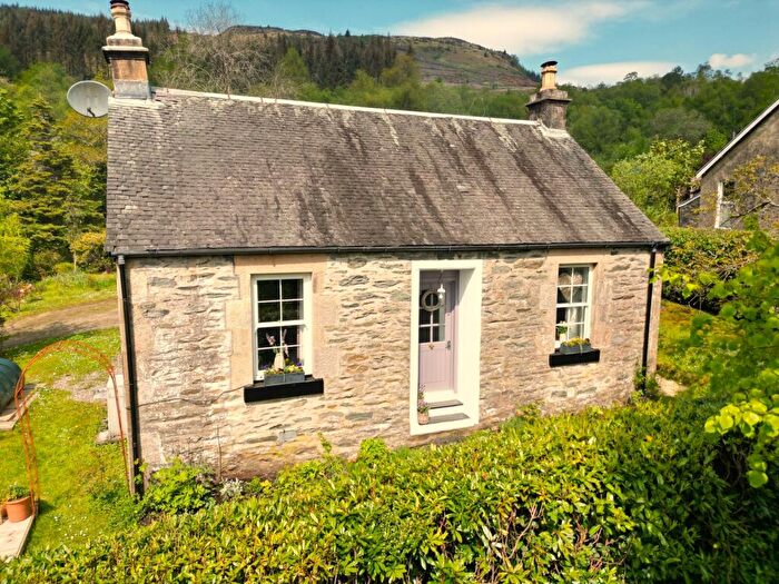 2 Bedroom Cottage For Sale In Tynloan, Tarbet, Argyll And Bute, G83