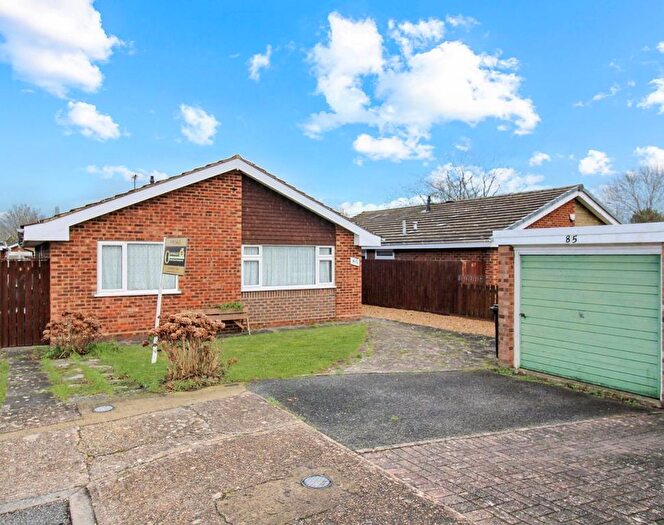 2 Bedroom Detached House For Sale In Windmill Hill Drive, Bletchley, Milton Keynes, Buckinghamshire, MK3