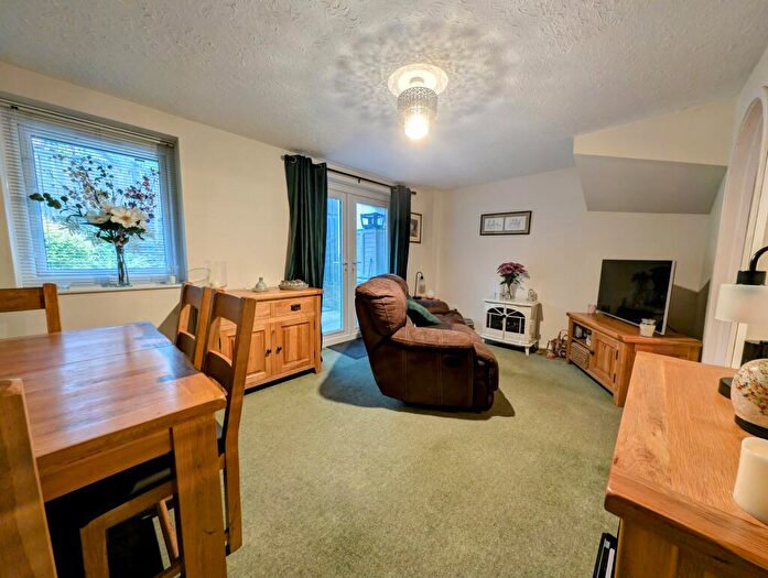 2 Bedroom Terraced House For Sale In Cwm Alarch, Glenboi, Mountain Ash, CF45