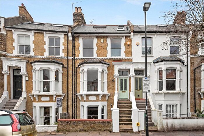 5 Bedroom Terraced House For Sale In Leconfield Road, London, N5