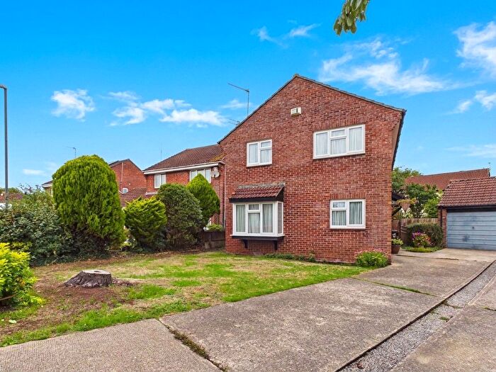 4 Bedroom Detached House For Sale In Hopland Close, Longwell Green, Bristol, BS30
